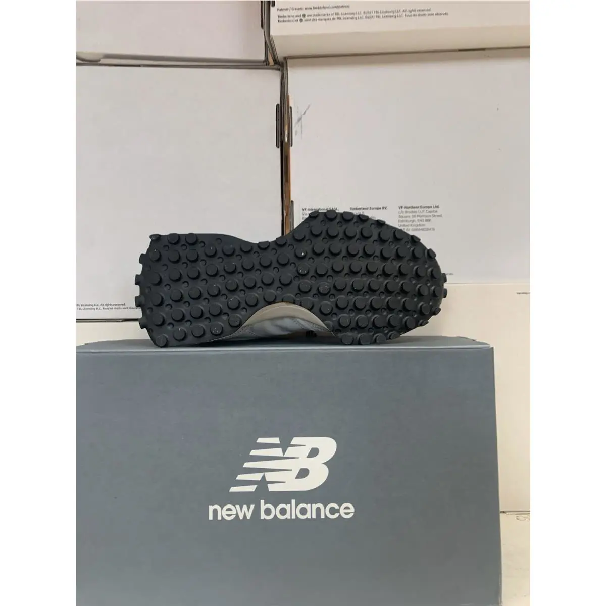 New Balance shoes - New Balance 327 - WS327FE - WHITE/BLACK 0