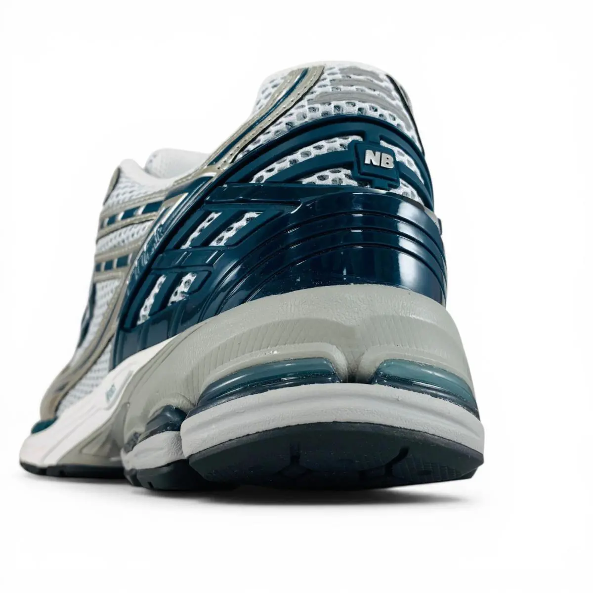 New Balance shoes - New Balance 1906R - U1906RCE - Silver 19