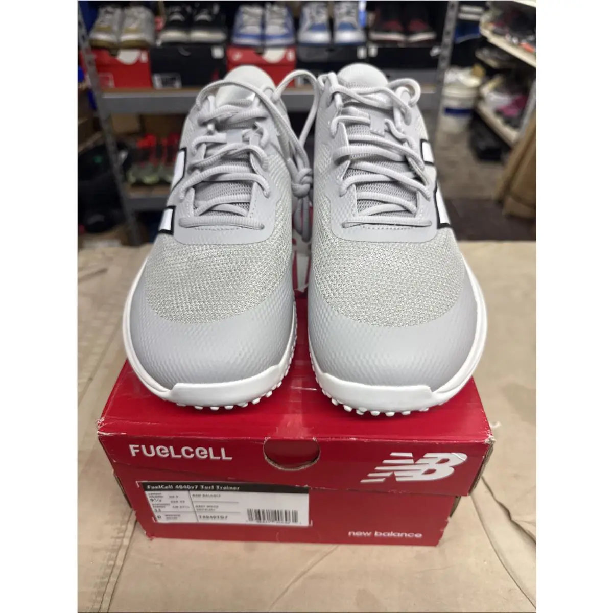 New Balance Fuel Cell T4040V7 Turf Trainer Men`s Med Grey/white