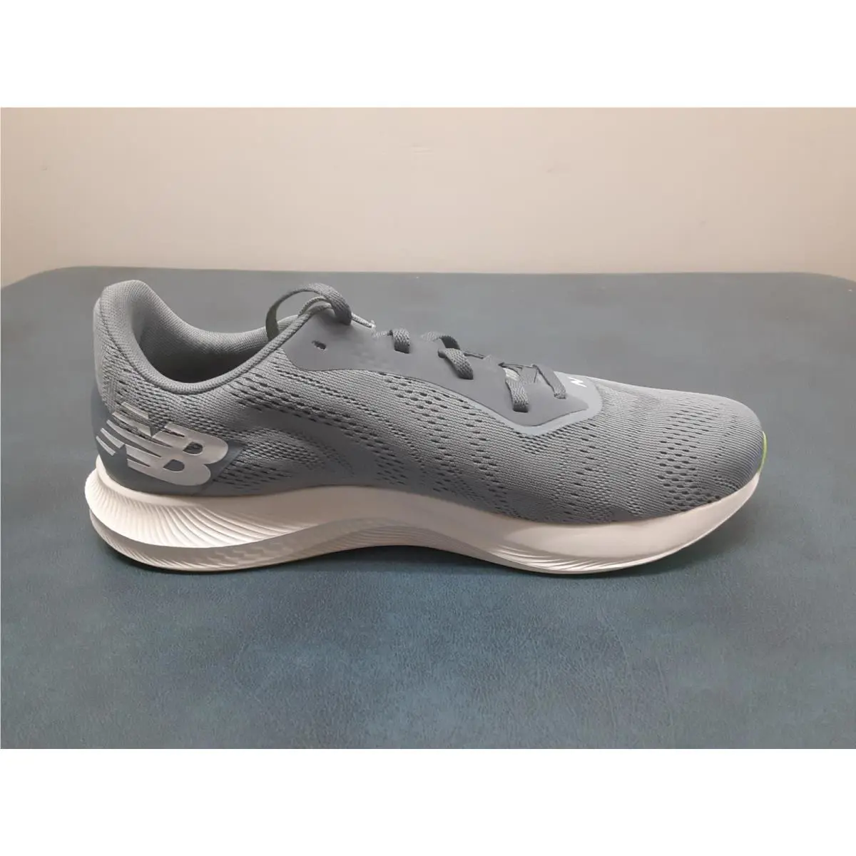 New Balance shoes - New Balance DynaSoft - DynaSoft - Gray 25