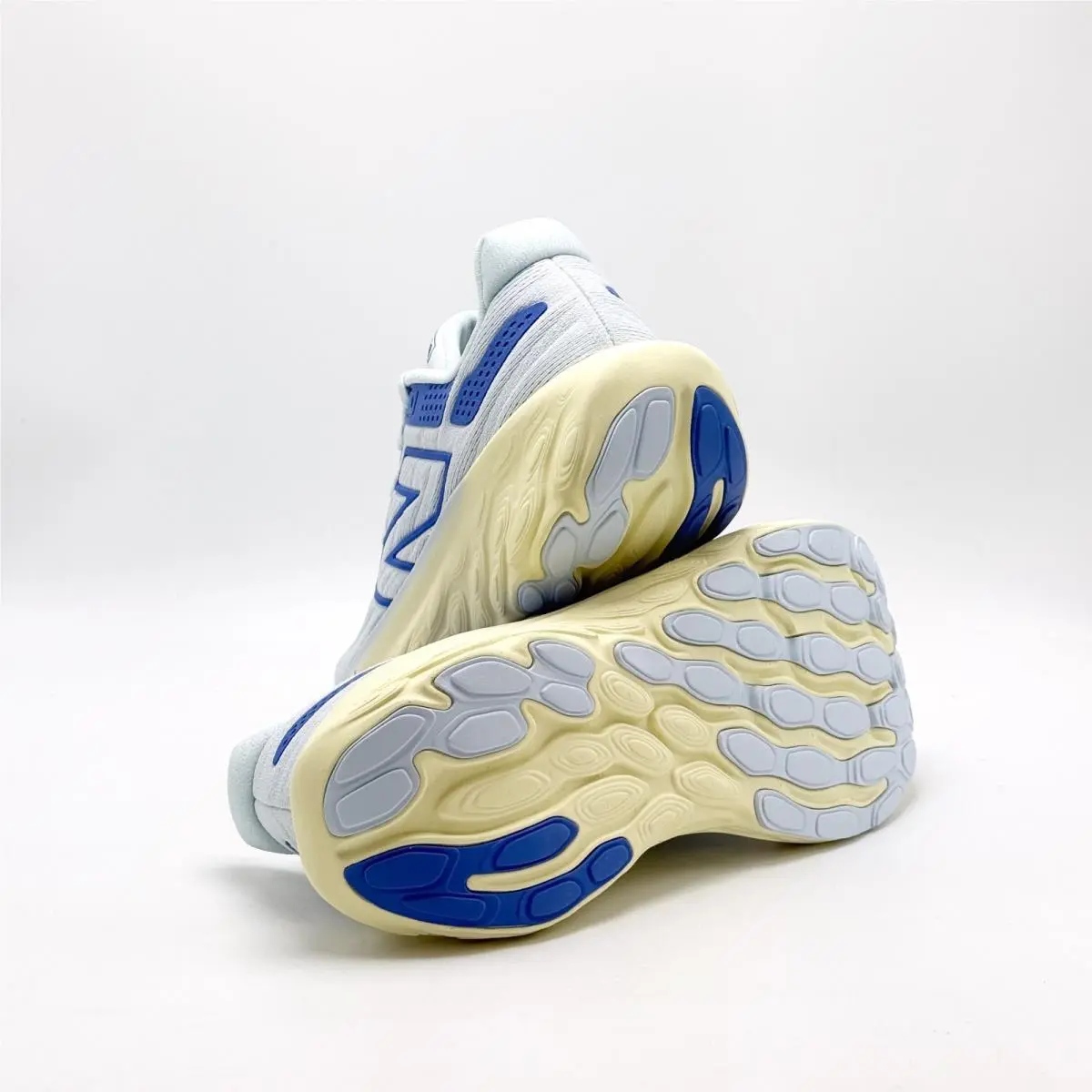 New Balance shoes - New Balance Fresh Foam 1080v13 - M1080L13 - Blue 3