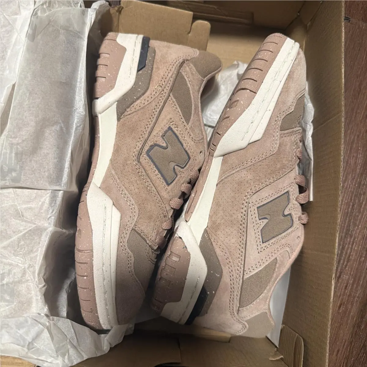 New Balance shoes - New Balance 550 - BBW550RD - Beige 0