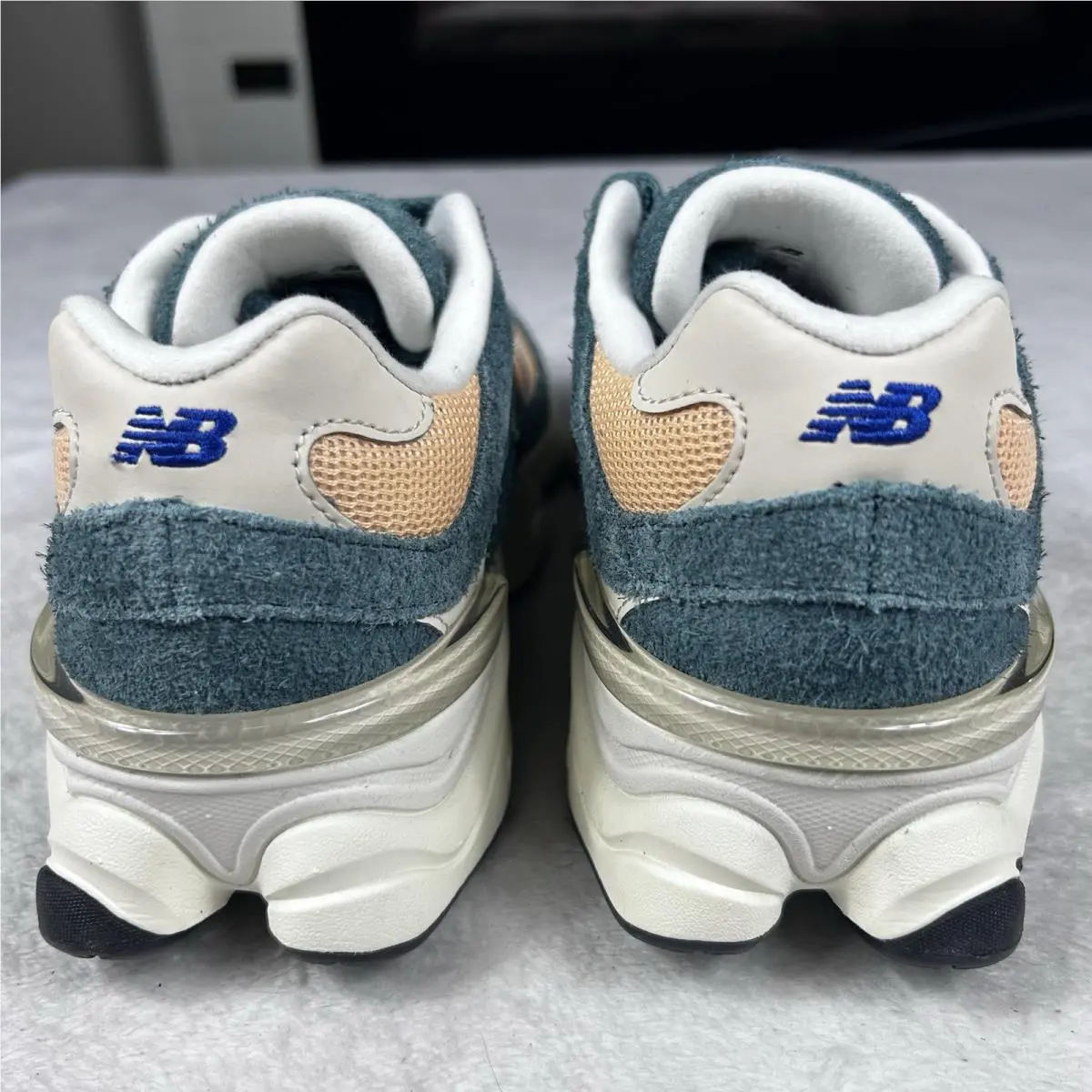 New Balance shoes - New Balance 9060 - GC9060GP - Green 10