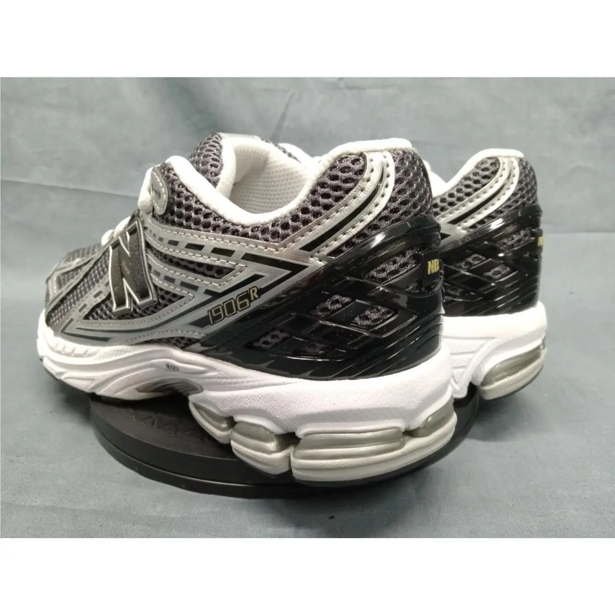 New Balance shoes - New Balance 1906 - GC1906CG - Gray (UPC: 197967811883) 4