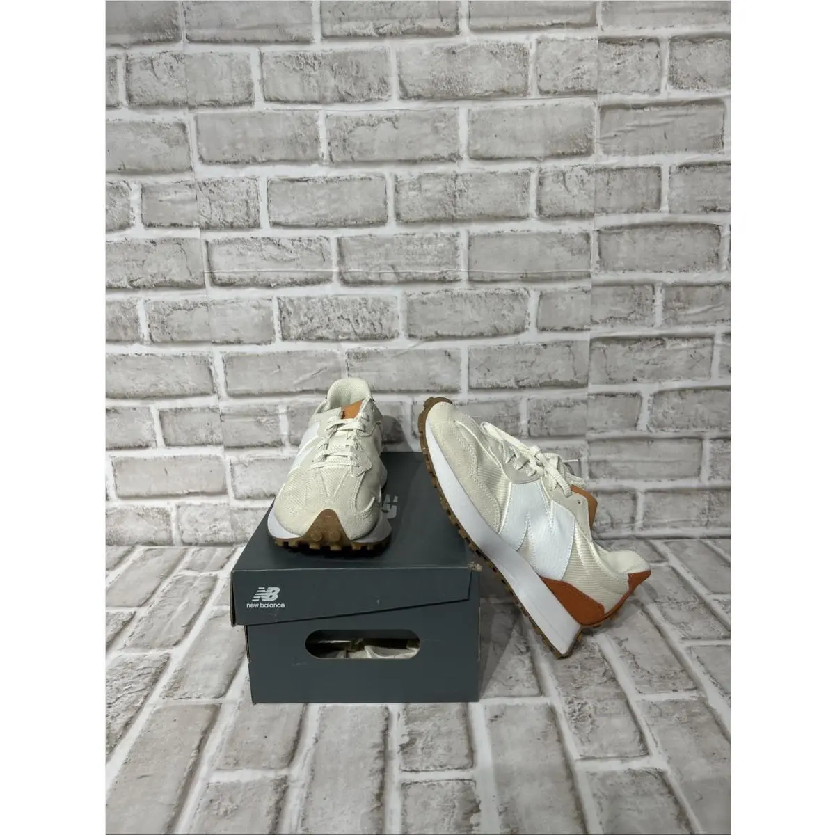Women`s New Balance 327 Shoes - Sea Salt Rust Oxide WS327RA SZ 6.5