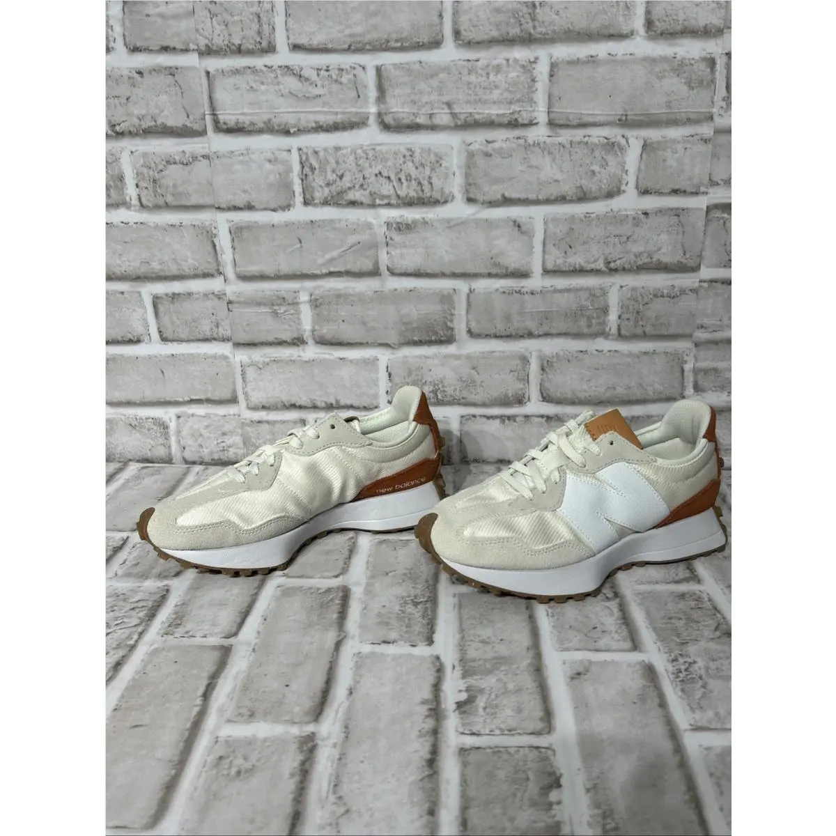 New Balance shoes - New Balance 327 - WS327RA - White Brown 1