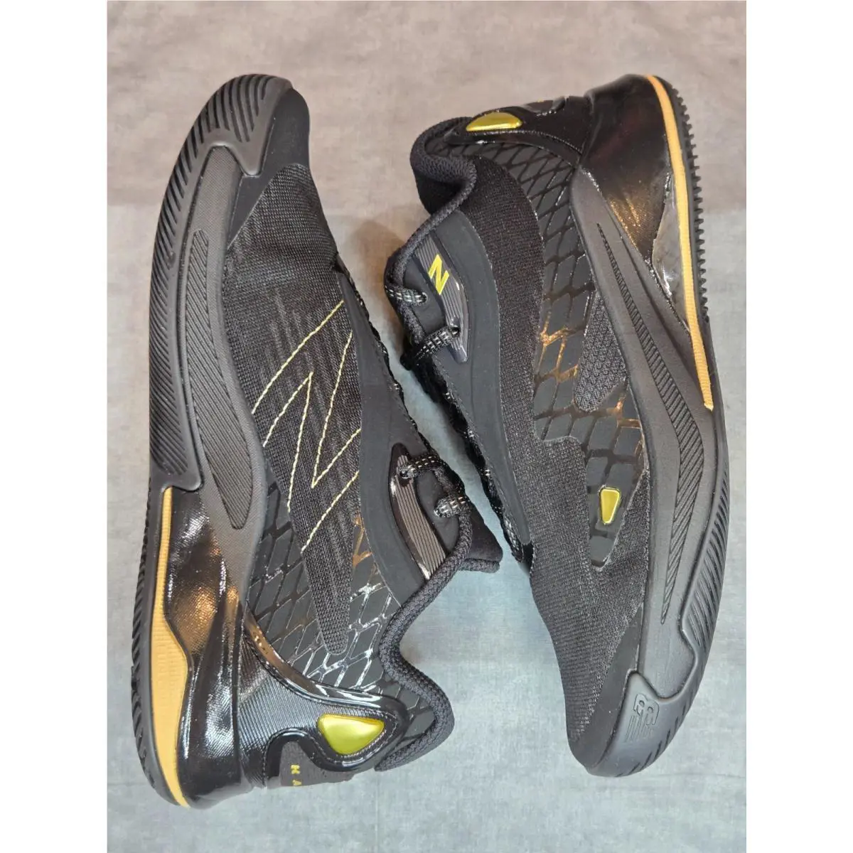 New Balance shoes - New Balance KAWHI 4 - KAWHI - Black/Gold 3
