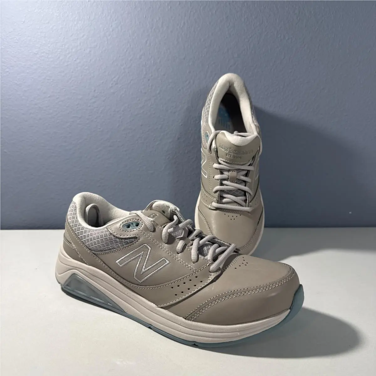 New Balance 928v3 Grey Leather Walking Shoes Sneakers Men 8.5 / Women 10