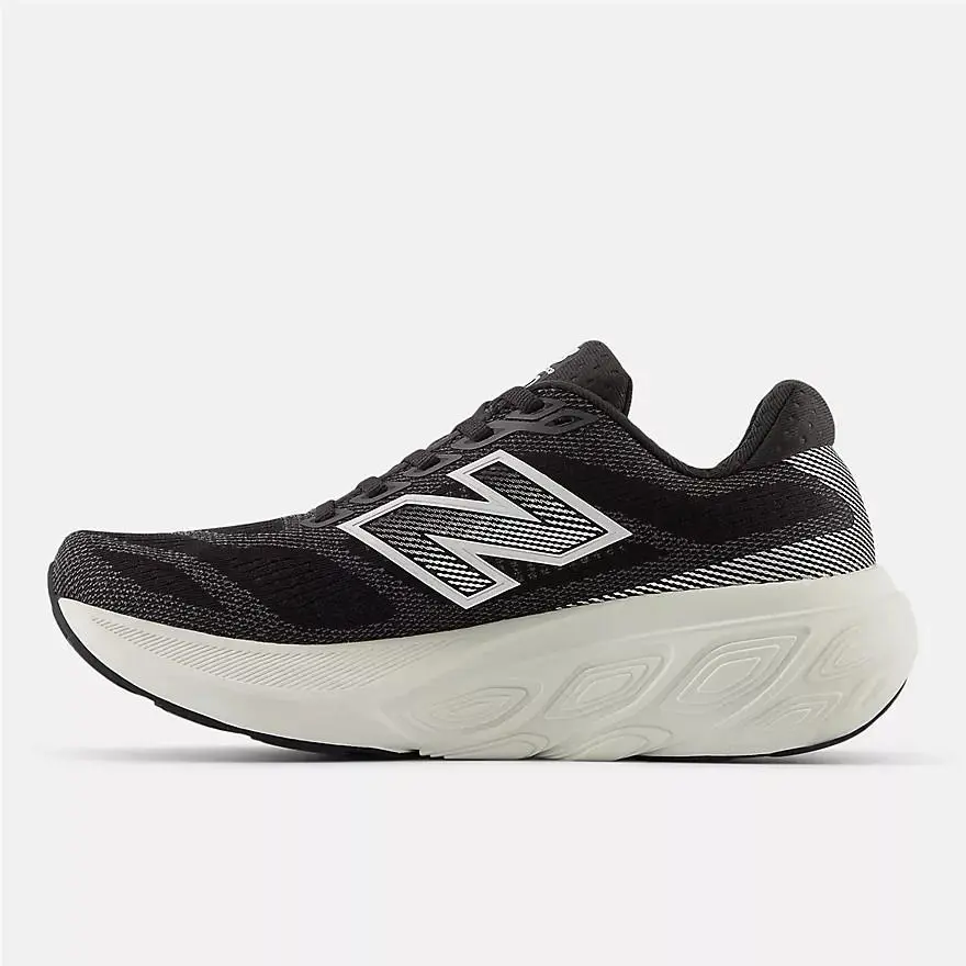 New Balance shoes - New Balance 880 - Black/White 0