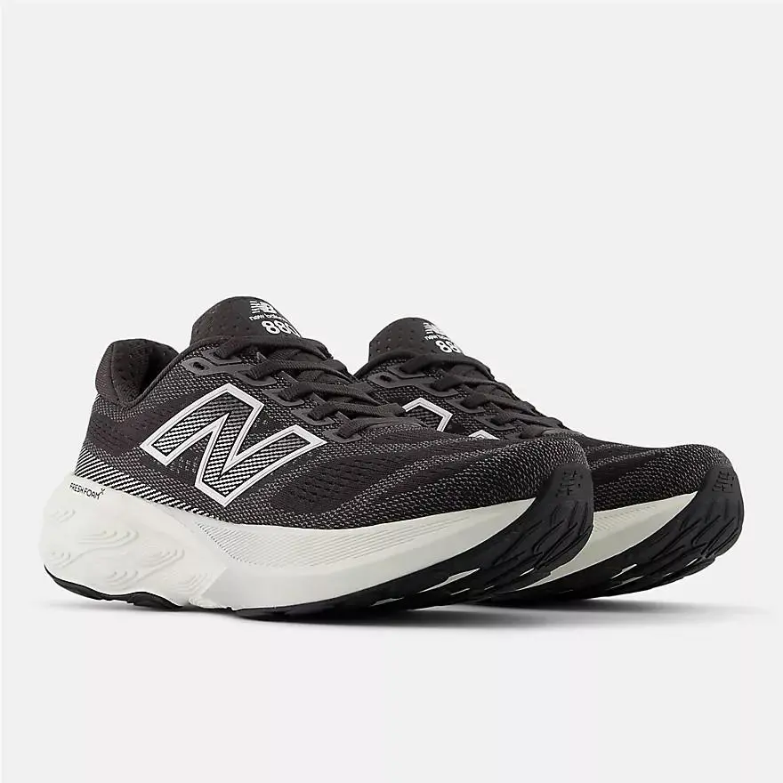 New Balance shoes - New Balance 880 - Black/White 1