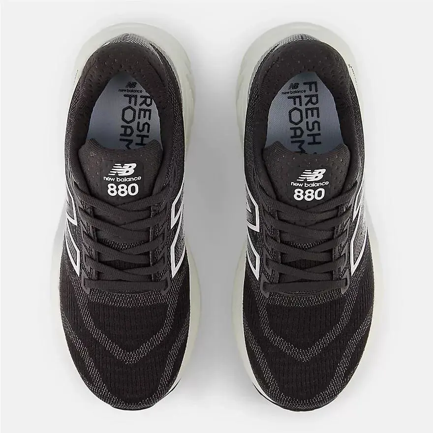 New Balance shoes - New Balance 880 - Black/White 2