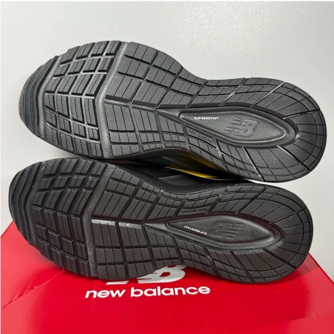 New Balance shoes - New Balance Athleisure 608 V5 - Black 3