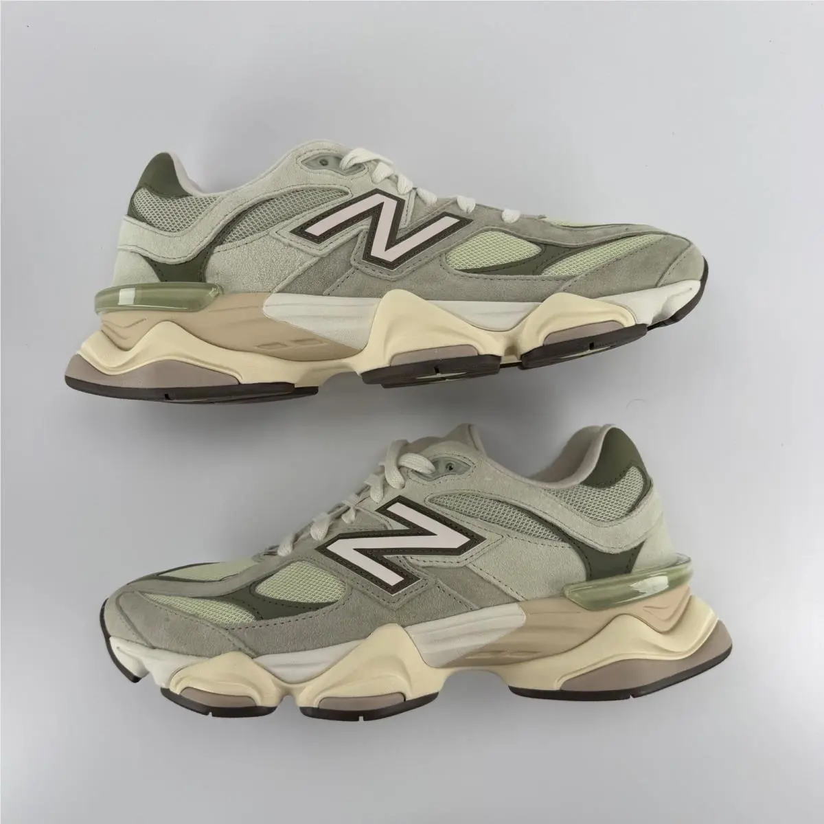 New Balance shoes - 9060 Olivine - Olivine - Green 0