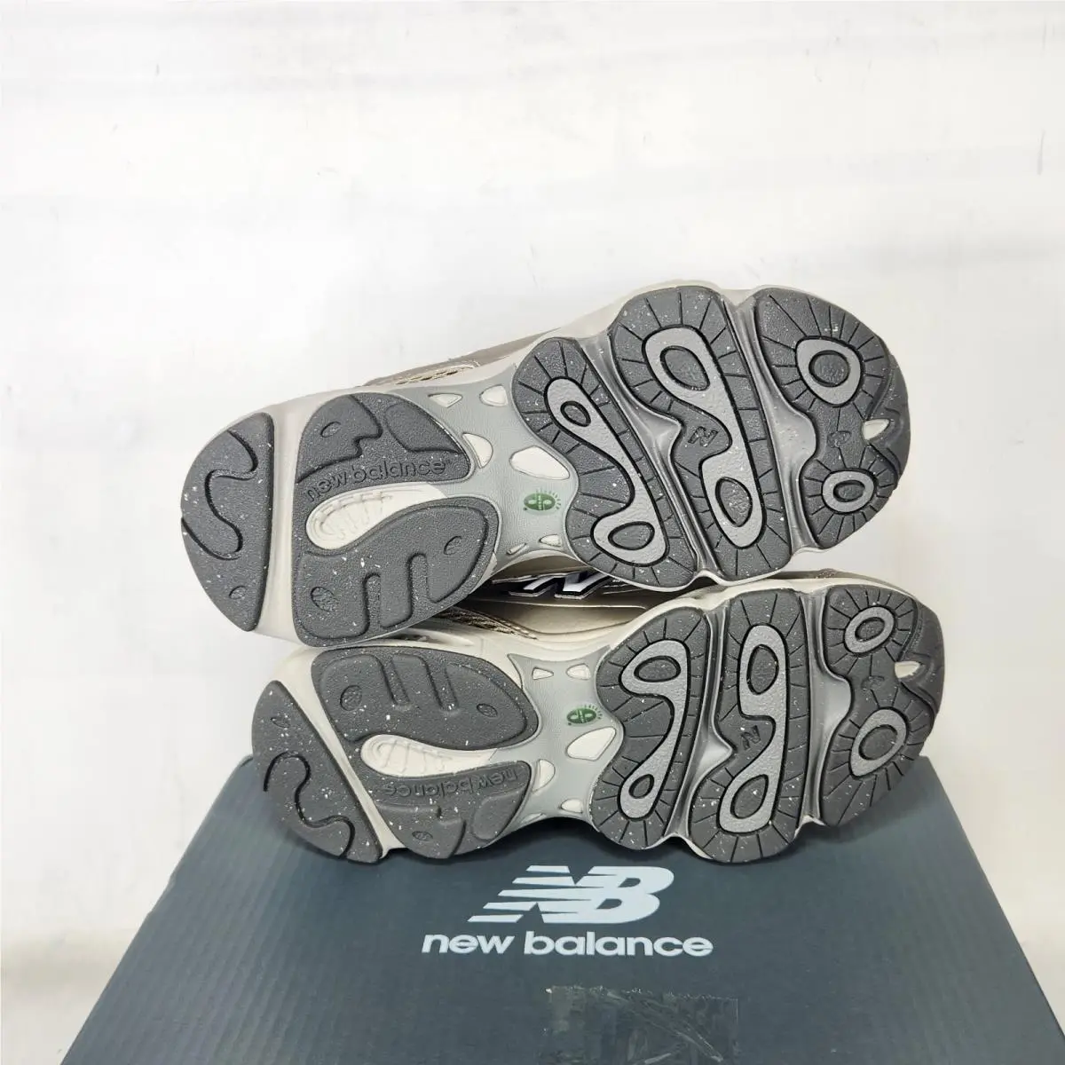 New Balance shoes - New Balance 1000 - Gray 3