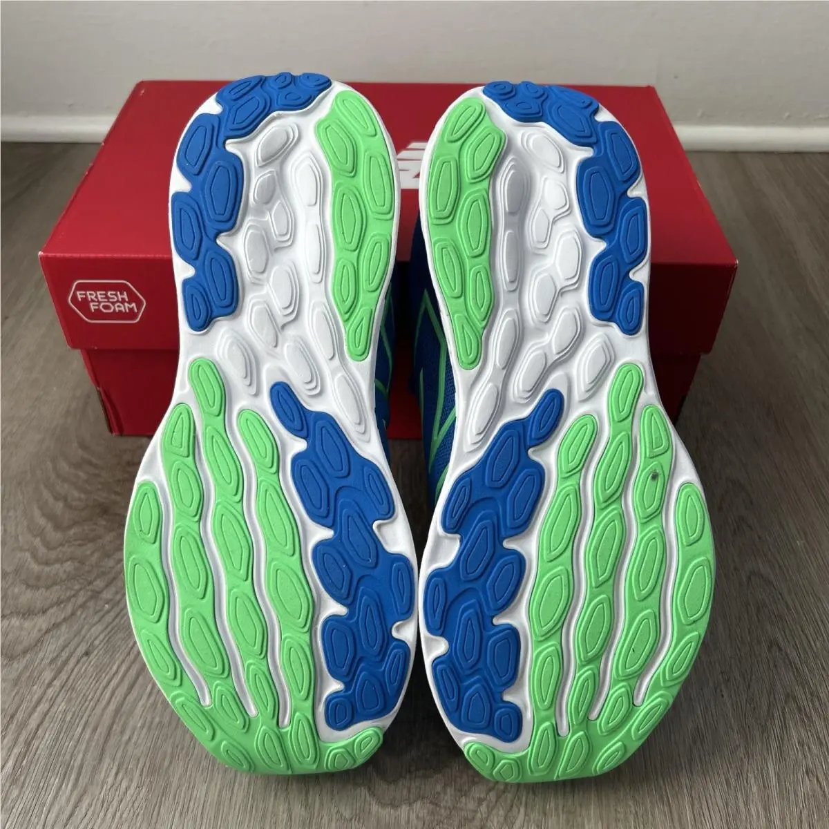 New Balance shoes - New Balance 680 - M680LB8 - Blue Oasis/Lime Leaf/Black/White (UPC: 197375618739) 4