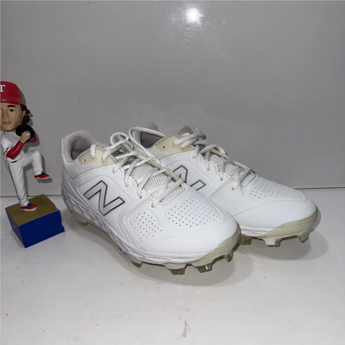 New Balance shoes - New Balance - 91902841829 - White 8