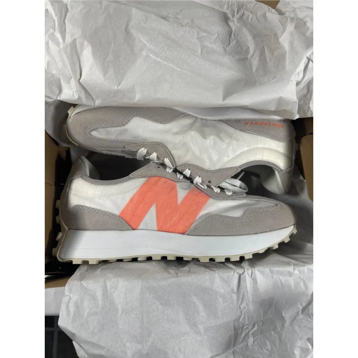 New Balance shoes - New Balance 327 MS327SS - White 0