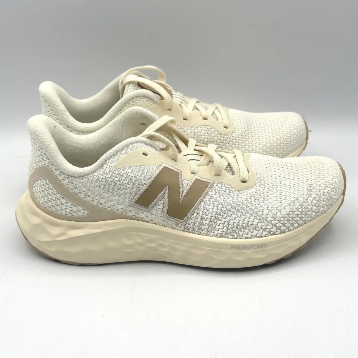 New Balance Fresh Foam Arishi v4 Women 6.5 Beige Running Shoes WARISRA4