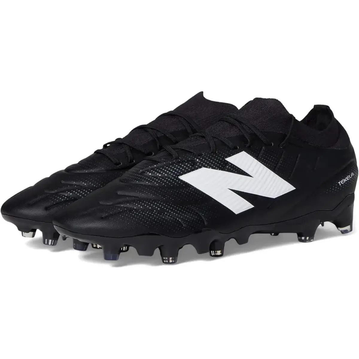 New Balance Tekela Team Low Laced Soccer Shoes ST3FBG5 Black White 8.5 EE Wide