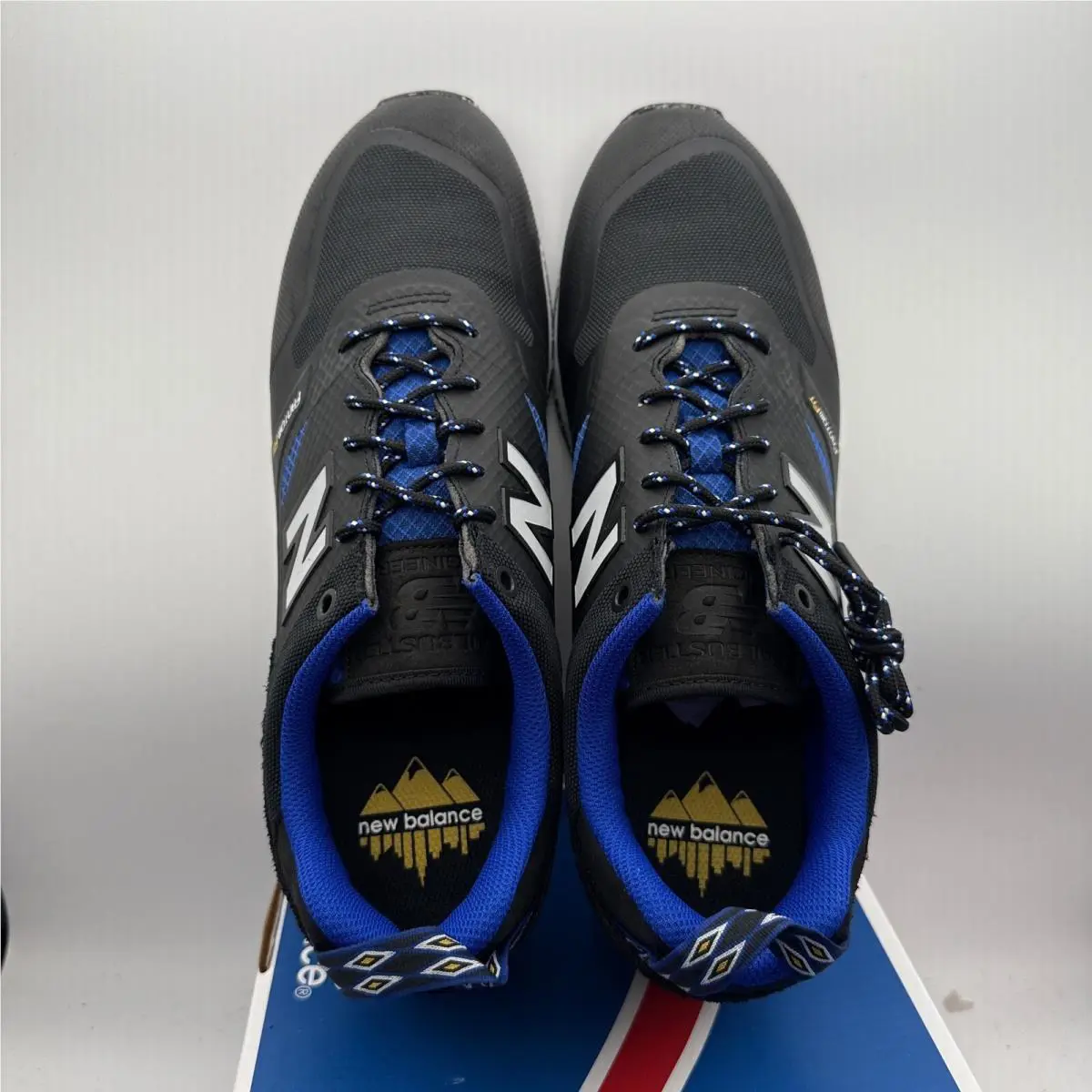 New Balance shoes - Black 4
