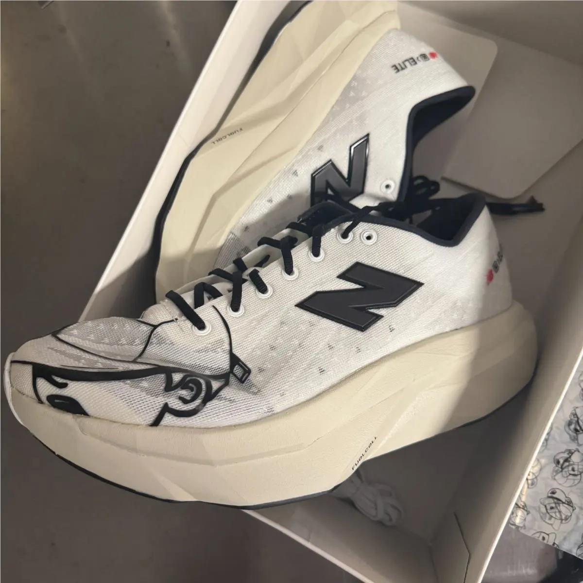 New Balance Paperboy Fuelcell Supercomp Elite v4 Size 8 Mens / 9.5 Womens Wide