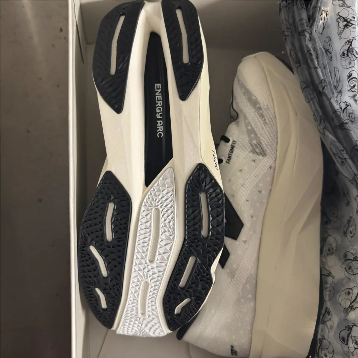 New Balance shoes - New Balance PaperBoy Paris x FuelCell SuperComp Elite v4 - MRCELPB4 - White 1
