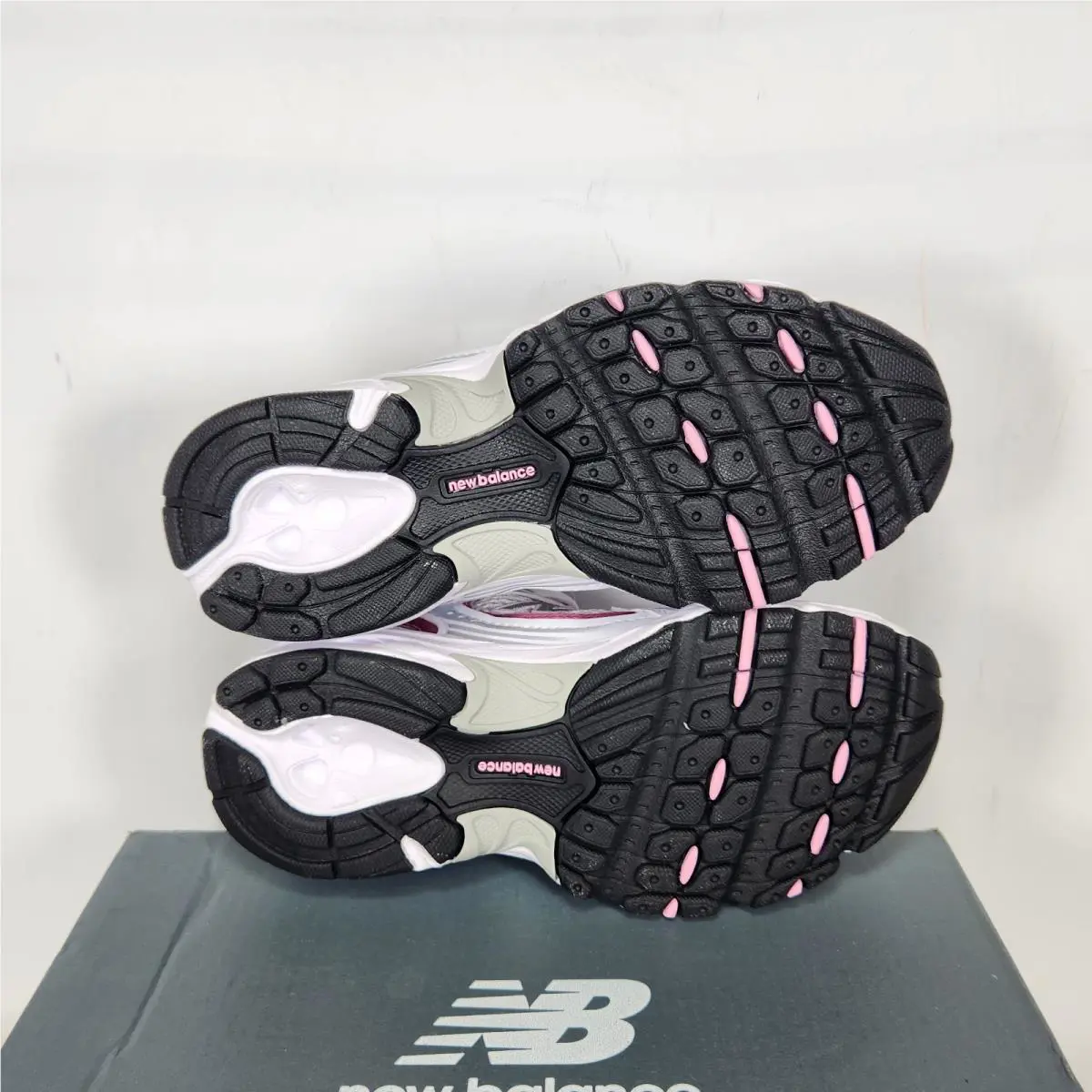 New Balance shoes - New Balance 530 - Pink 3