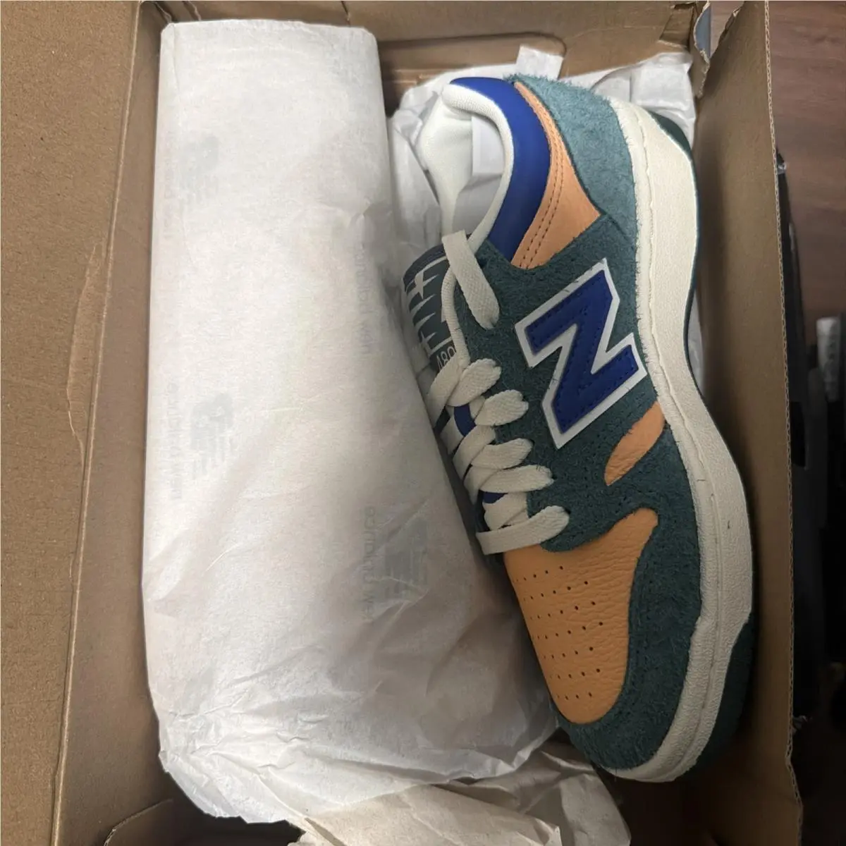New Balance 480 Green Orange Low Top Sz 5.5 Men . Women Sz 7