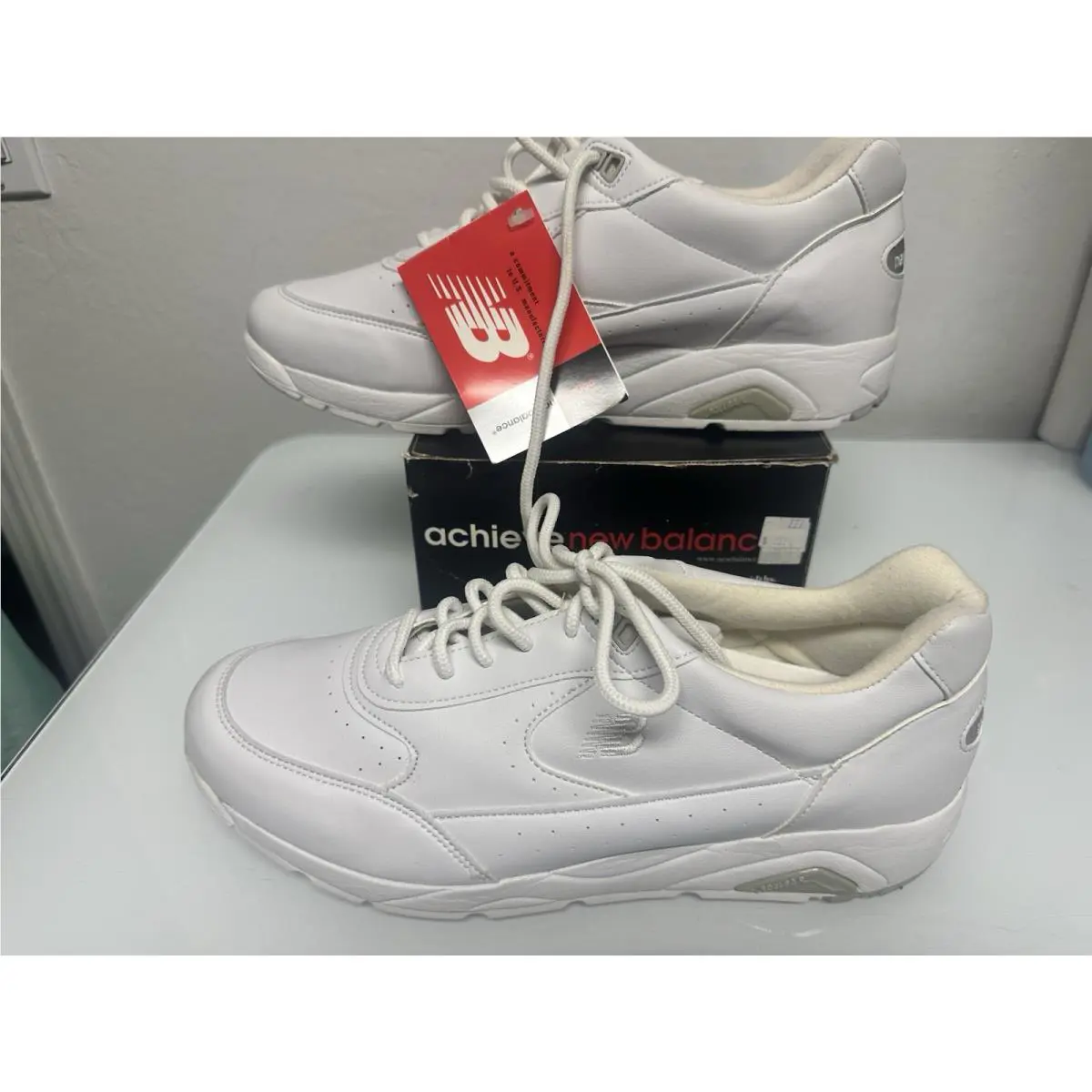 New Balance shoes - New Balance 810 - mw810wt - White 0