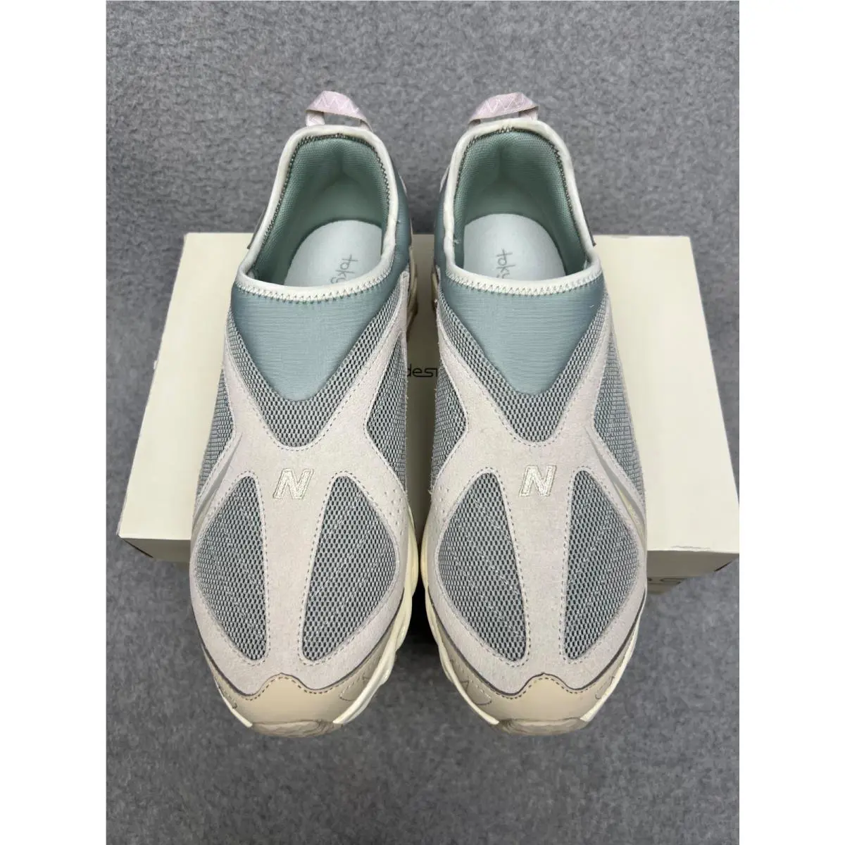 New Balance shoes - Ivory 1