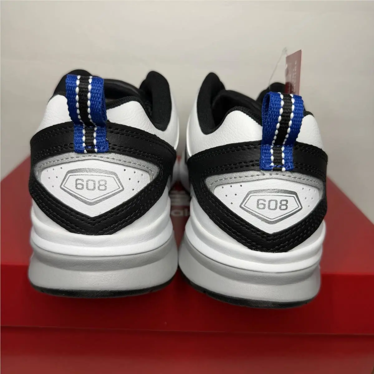 New Balance shoes - New Balance 608 - White 0