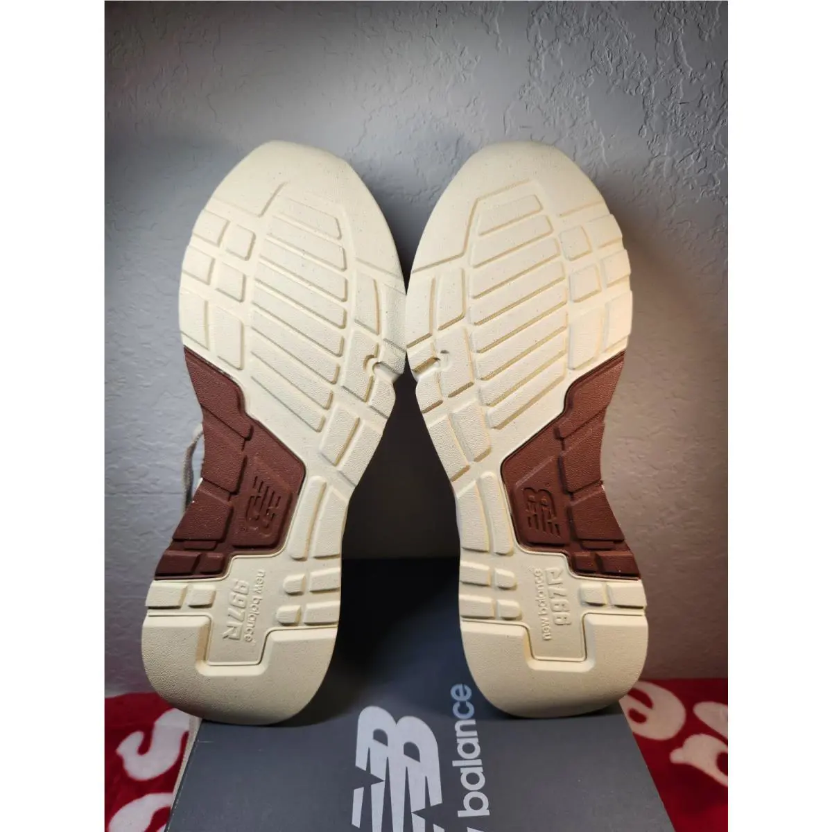 New Balance shoes - New Balance 997R - Brown 15