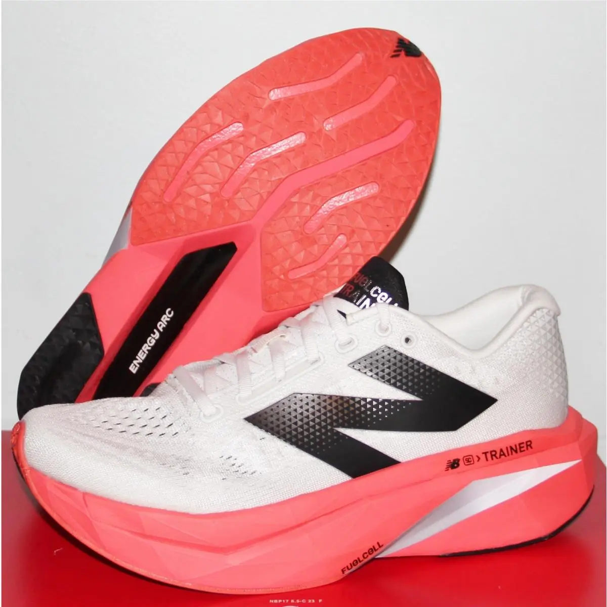 New Balance Fuelcell Supercomp Trainer v3 Running Mens 11.5 White Red MRCXY4