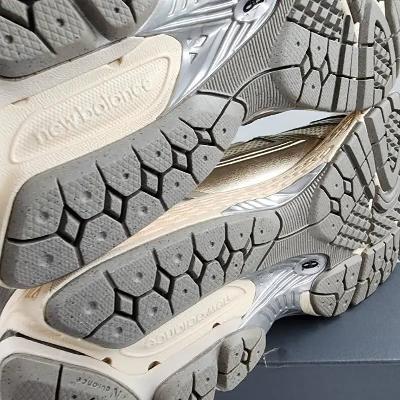 New Balance shoes - grey/beige (UPC: 198686308609) 6