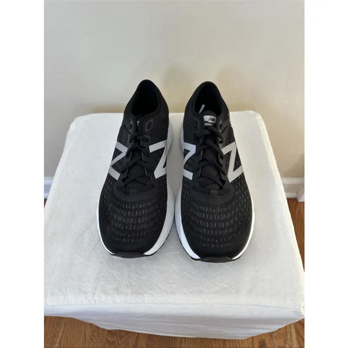 New Balance Mens 1080BK9 Black Running Shoes Sneakers Size 10 Medium