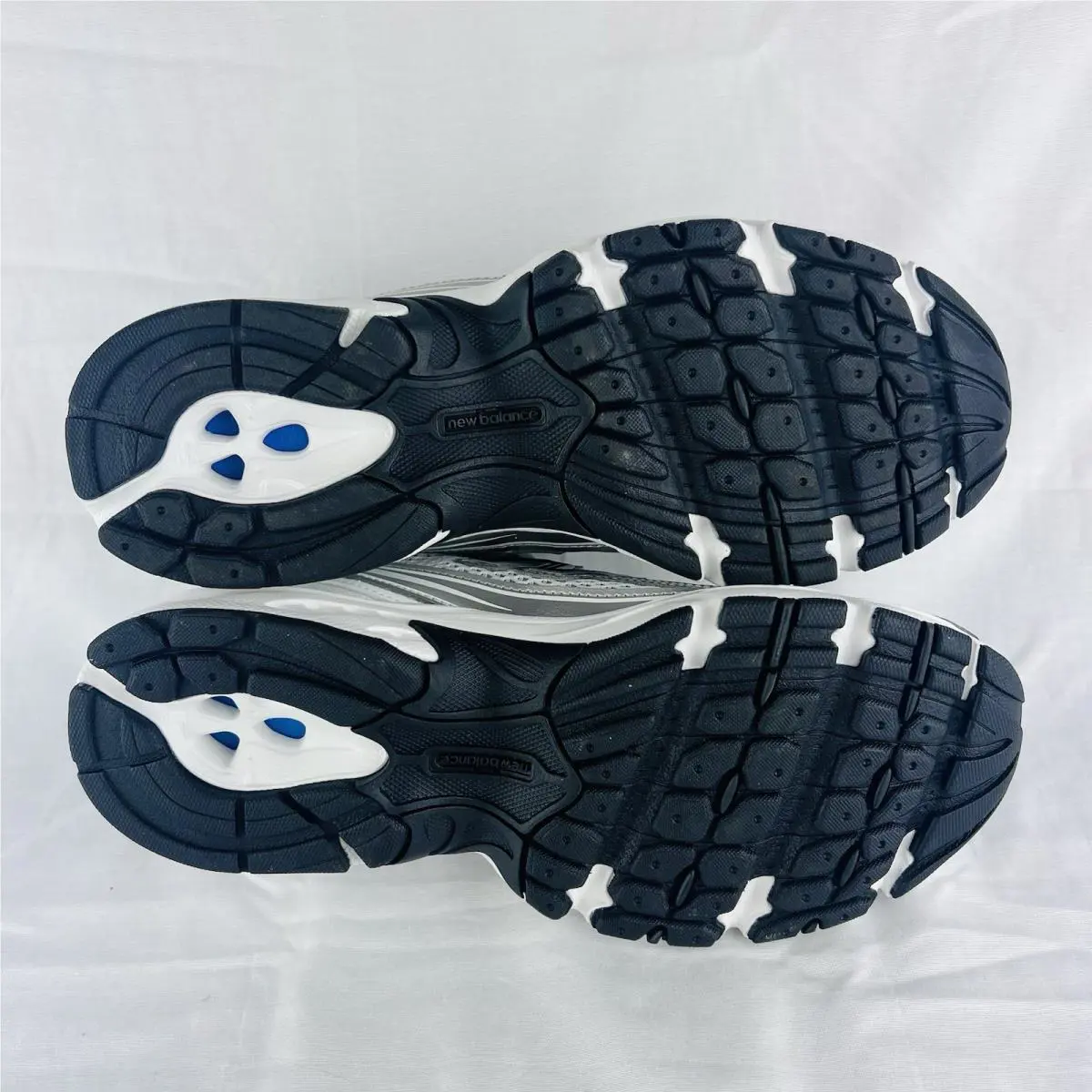 New Balance shoes - New Balance 740 - SILVER METALLIC/BLACK (UPC: 0198686885193) 6