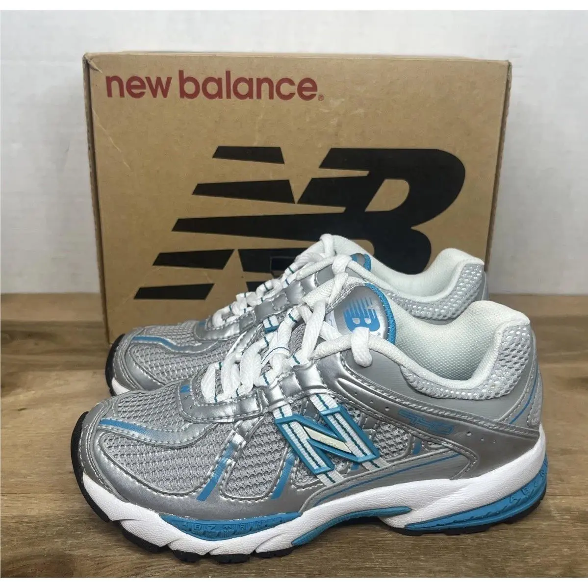New Balance 740 Kids Athletic Running Shoes Sneakers Sz 12.5 Grey Blue New