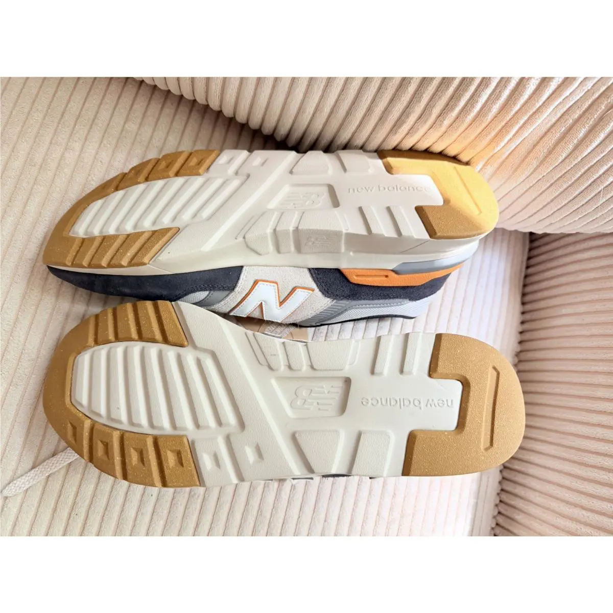New Balance shoes - White 5
