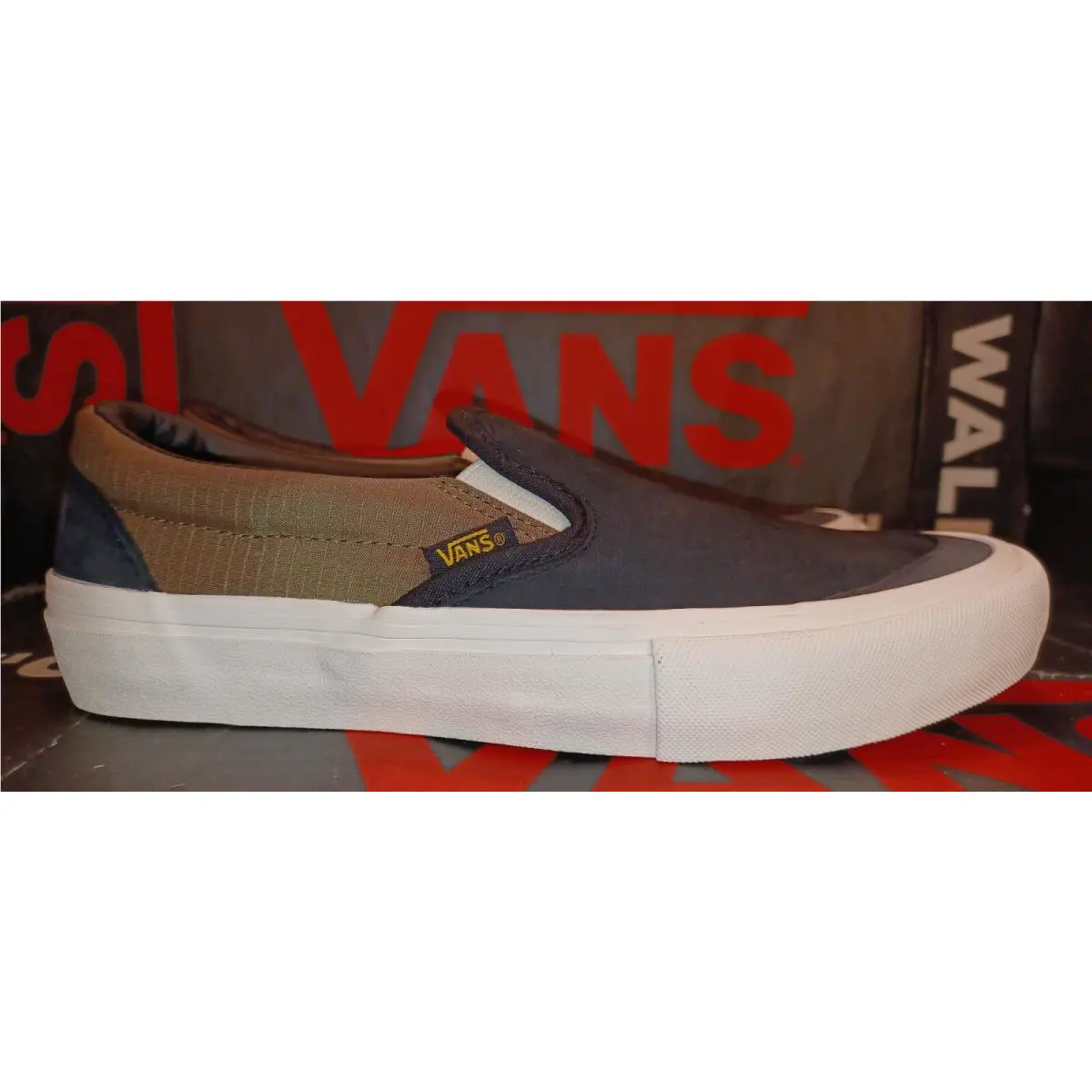 Vans Men`s 7.5/Women`s 9 Slip On Pro Surplus Black Military/white -- VN0A347VOQG