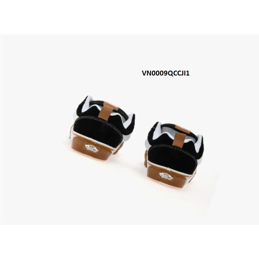 Vans shoes - VANS Knu-Skool - VN0009QCCJI1 - Black 10