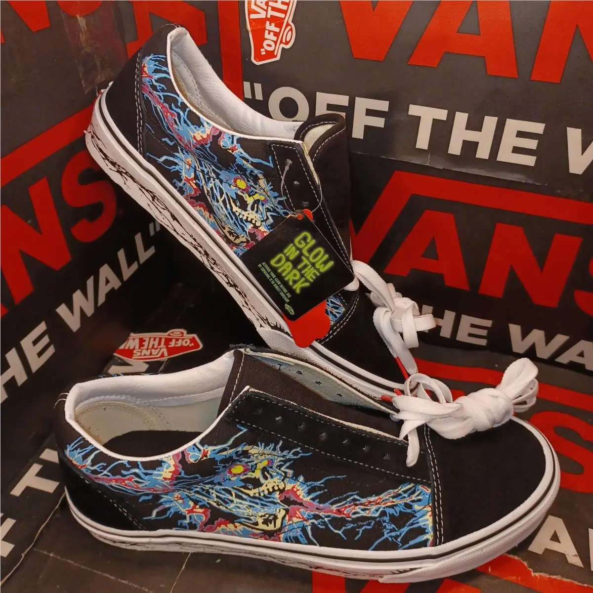 Vans shoes - VANS Old Skool - Old Skool - VN0A5KRF96C - Black/Blue 9