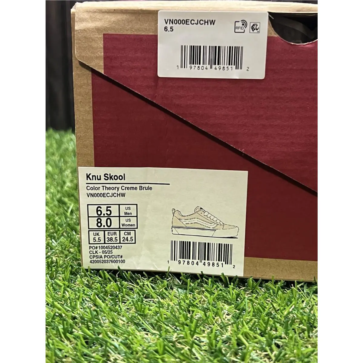 Vans shoes - VANS Old Skool - Old Skool - VN000D6WCHW - Brown 6