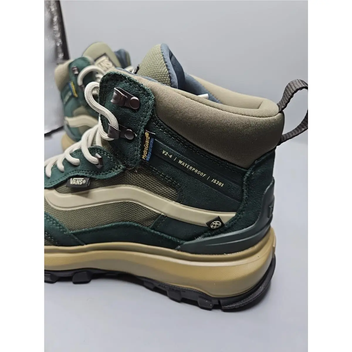 Vans shoes - VANS MTE - MTE - VN000CVQ203 - Green 1