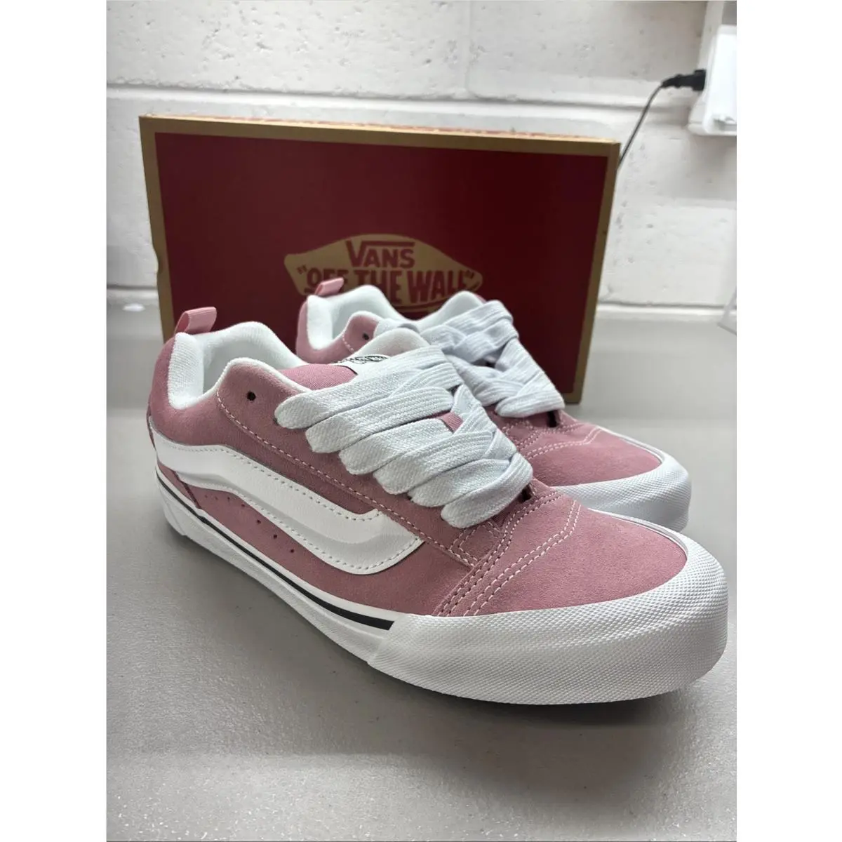 Vans Knu Skool Color Theory Foxglove Pink/white Suede Men’s 6.5 - Women’s 8