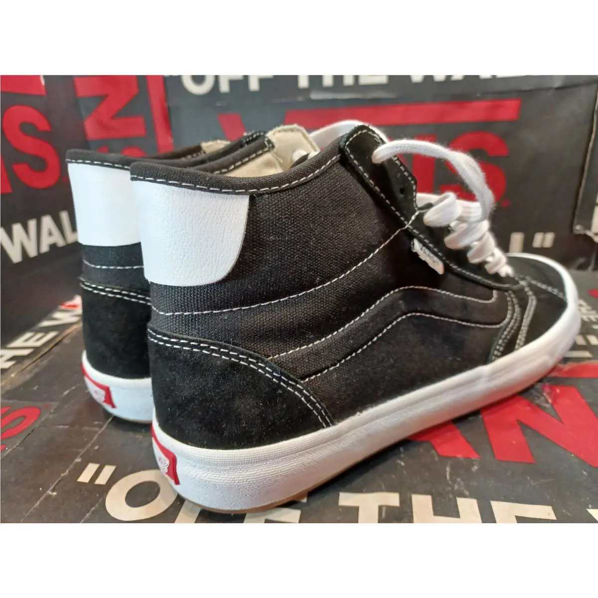 Vans shoes - VANS The Lizzie - The Lizzie - VN0A4BX1Y28 - Black/White 0