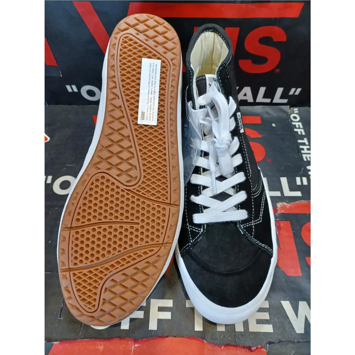 Vans shoes - VANS The Lizzie - The Lizzie - VN0A4BX1Y28 - Black/White 1