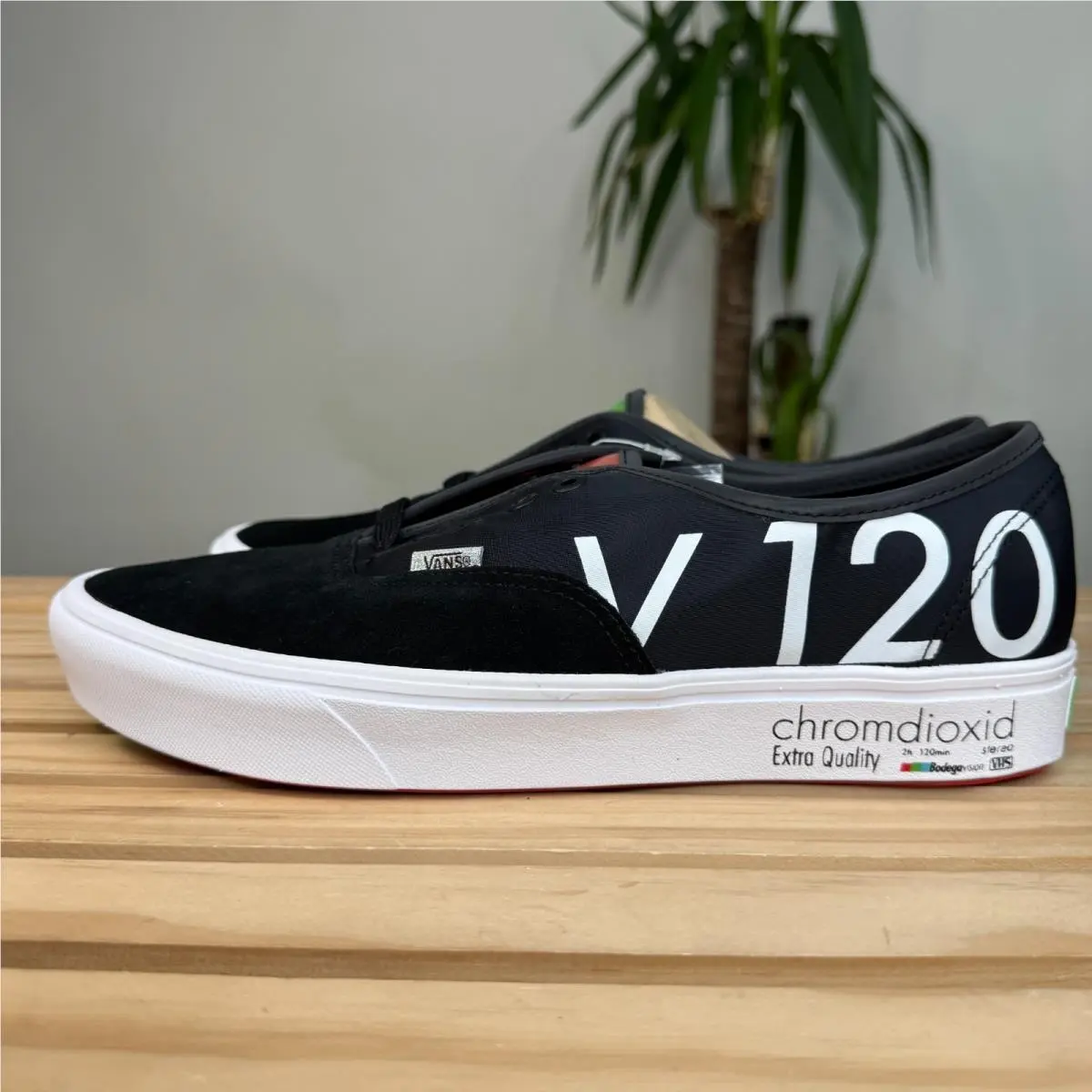 Vans shoes - VANS Authentic - Authentic - VN0A45KTS2X - Black 1