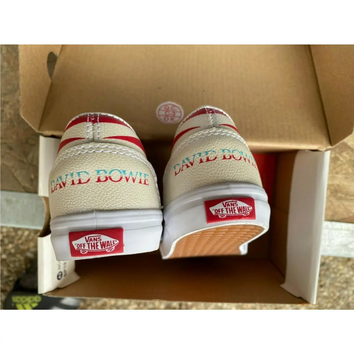 Vans shoes - Vans David Bowie Aladdin Sane - White 2