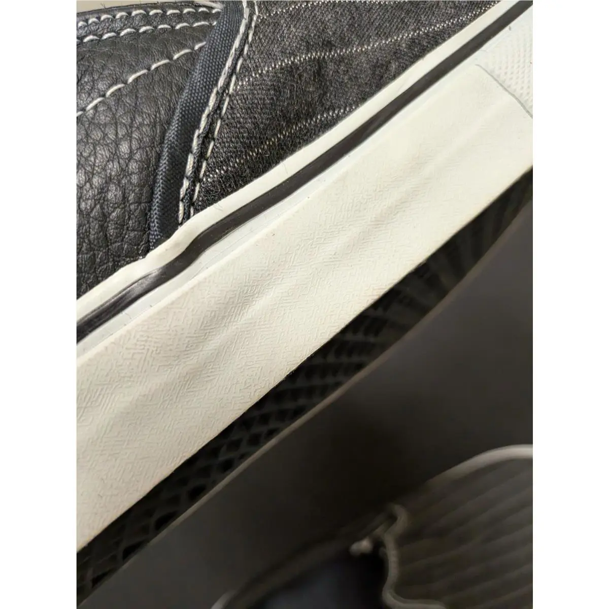 Vans shoes - VANS Classics - Classics - 5010276 105 - Black 4