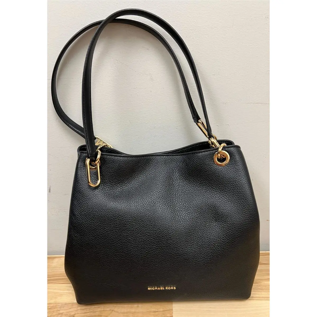 Michael Kors Kensington Medium Leather Tote Black